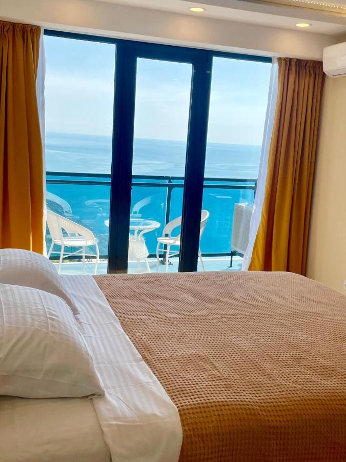 Sea View Apartments Orbi Beach Tower Batumi Eksteriør billede